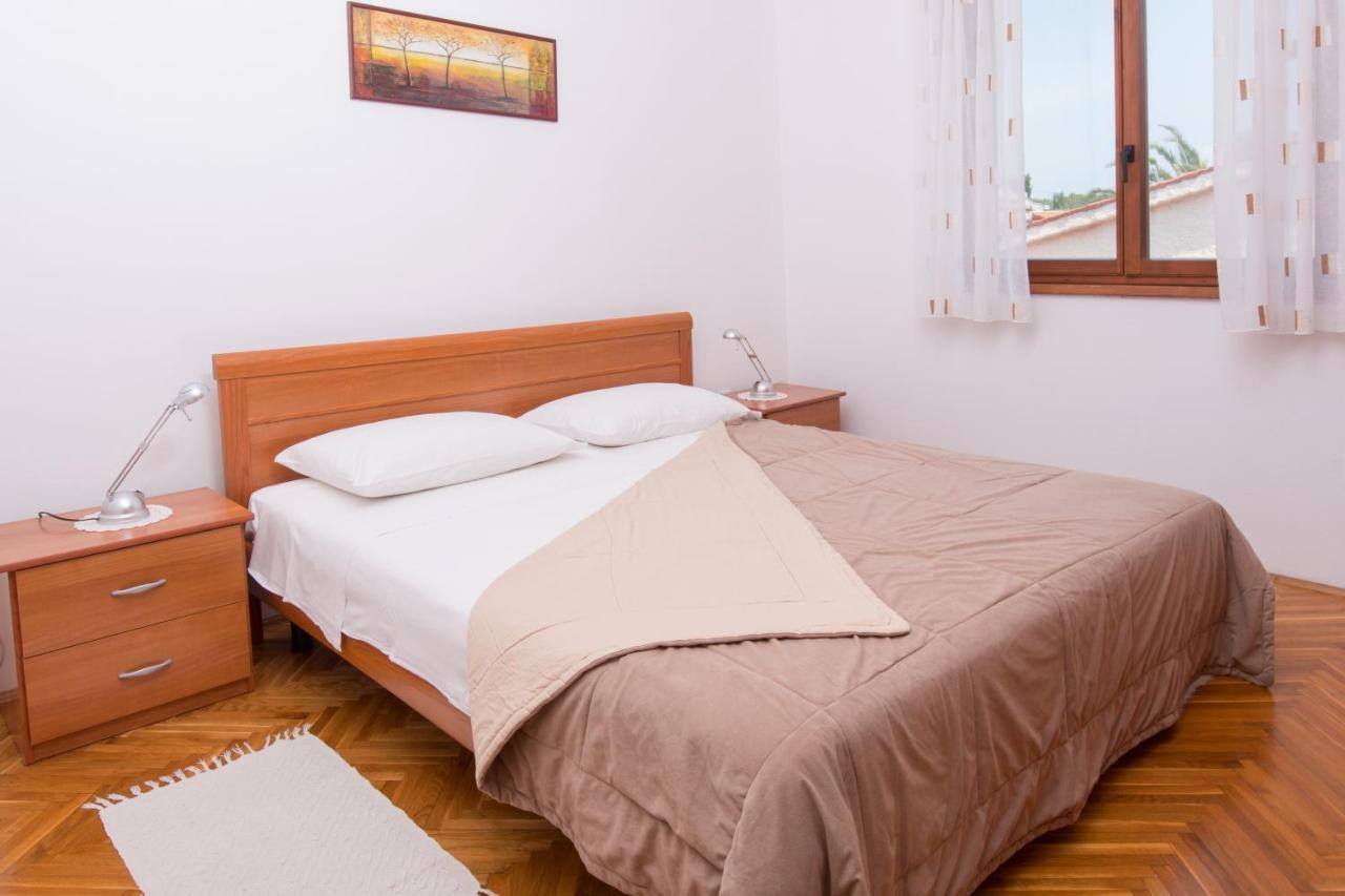 Apartments Mira 1 Премантура Екстер'єр фото