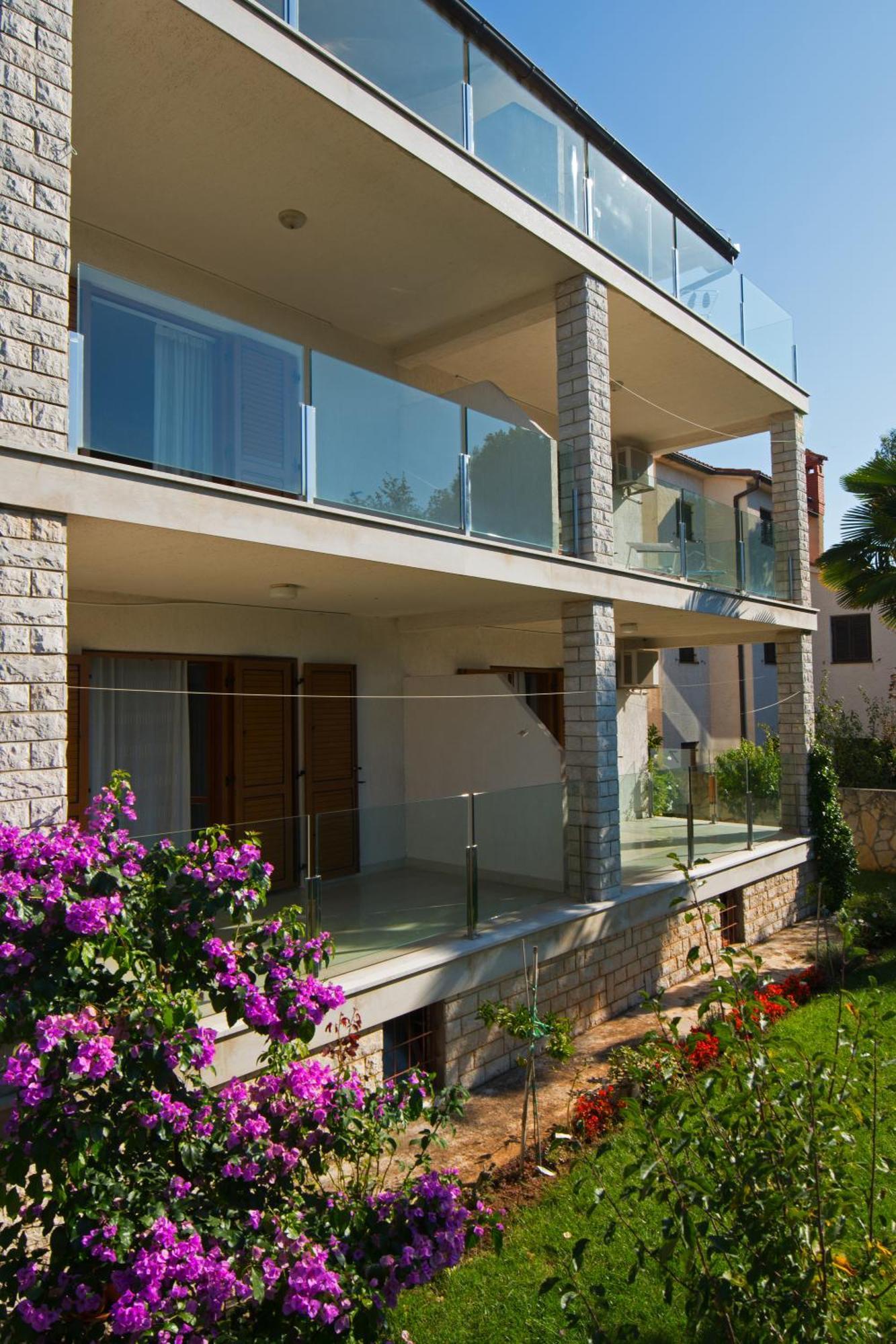 Apartments Mira 1 Премантура Екстер'єр фото
